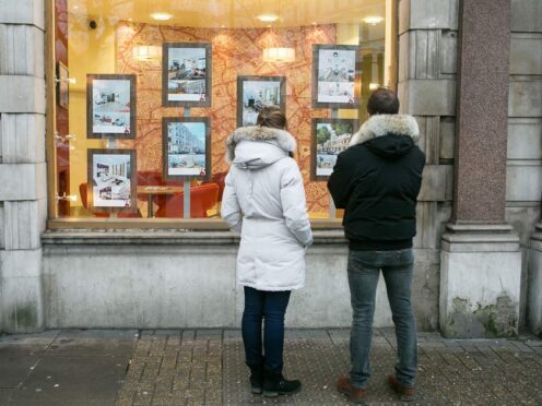 House sellers are on average taking £10,000 off their original asking price to achieve a sale, according to Zoopla (Daniel Leal-Olivas/PA)