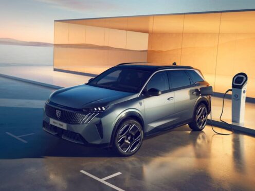 The new E-5008 goes on sale in Autumn 2024 and will be the flagship electric SUV in Peugeot’s line-up.