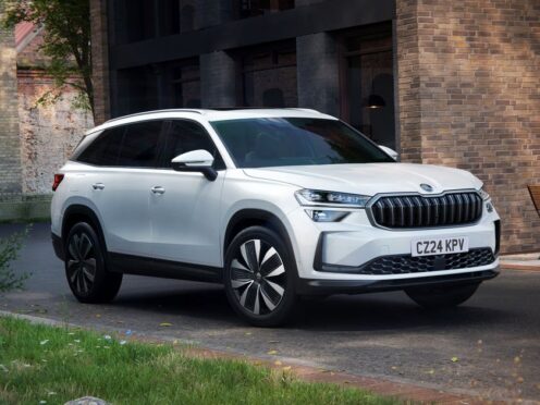 The new Kodiaq will be available as a plug-in hybrid badged the Kodiaq iV. (Credit: Skoda UK)