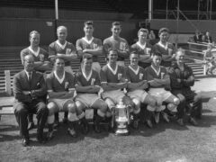 Former Manchester United and Nottingham Forest player Jeff Whitefoot (back row, far left) has died (PA Archive)