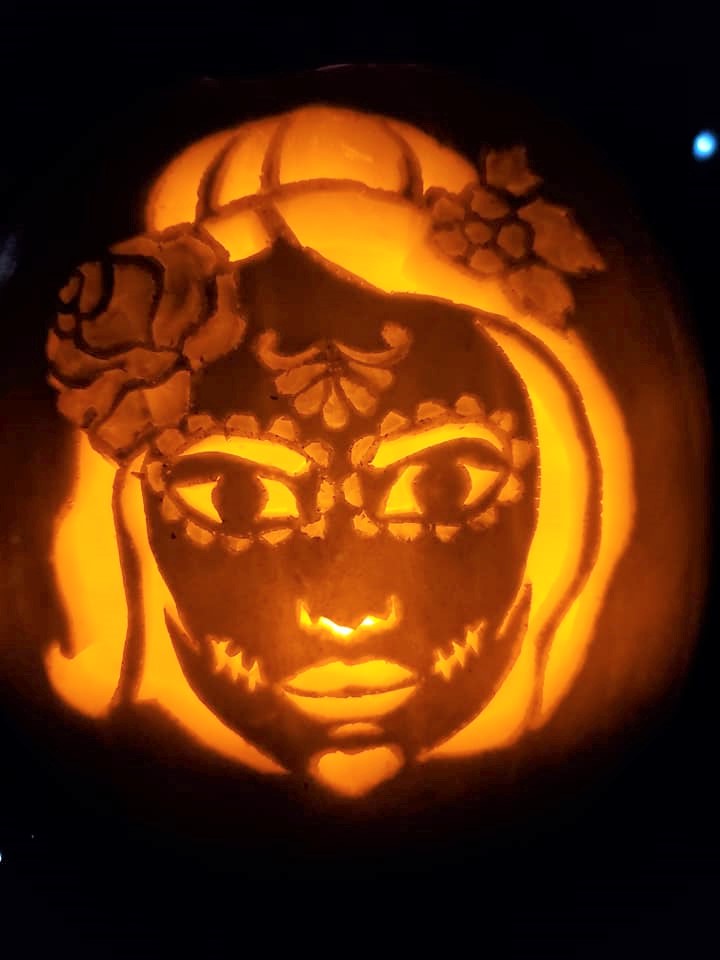 The route was lined by many impressively carved pumpkins.