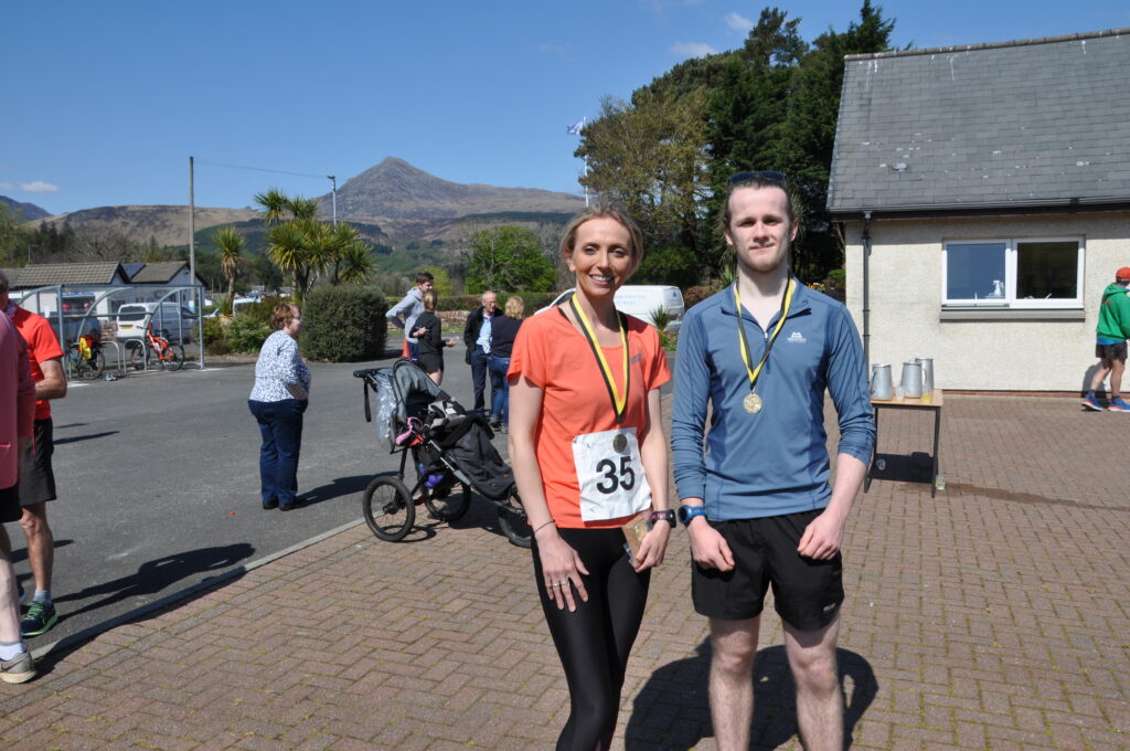 First local female Emma Jessop and under 20 winner Andrew Bunting.