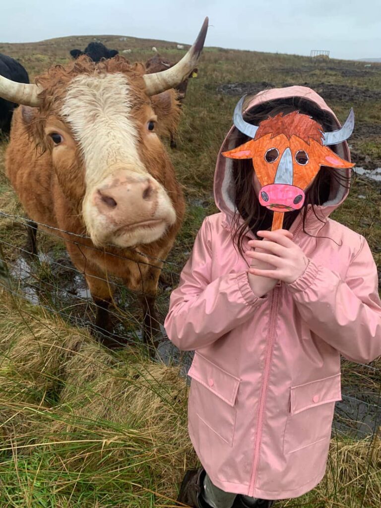 Jenna Macleod's pet cow Elsa photobombed her picture.
