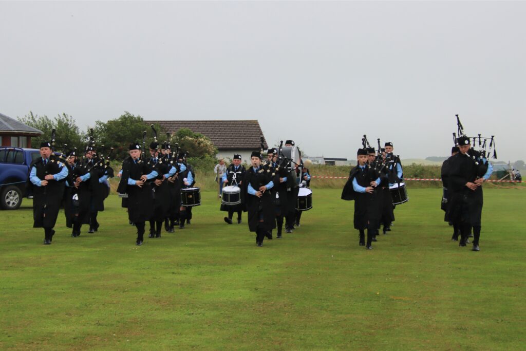 Kintyre Schools Pipe Band opened the games.