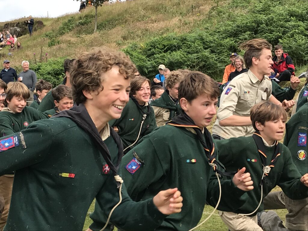 A Belgian scout troupe visiting Mull ran a lap of the race track by special invite at Mull Highland Games 2022
KG_T30_Belgianscouts
