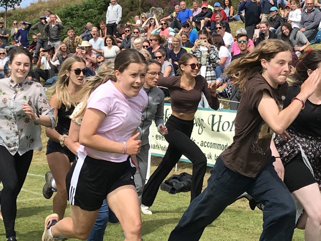 The open women's race at Mull Highland games 2020
KG_T30_womensrace