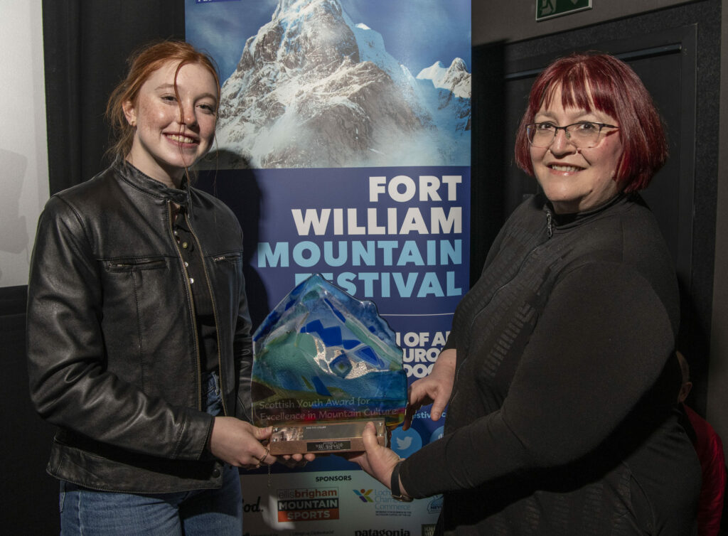 Olympic skier Kirsty Muir wins Youth Mountain Award