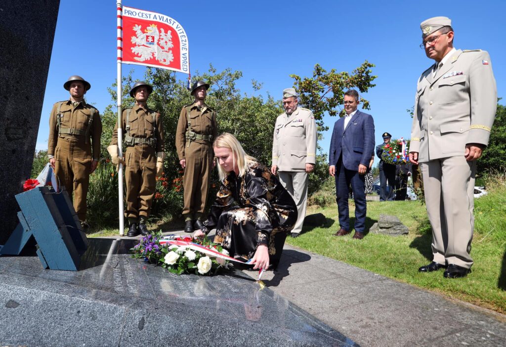 Czech defence minister pays tributes to war dead at Arisaig and Morar