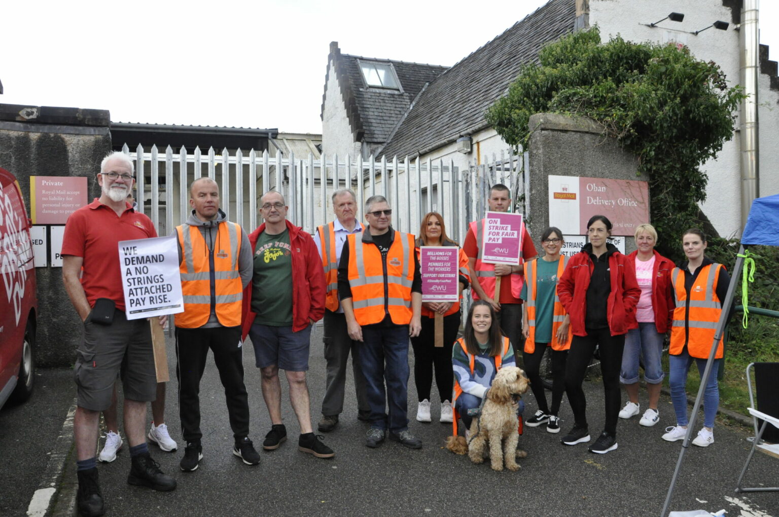 Royal Mail Workers Strike For Better Pay As Cost Of Living Soars The 