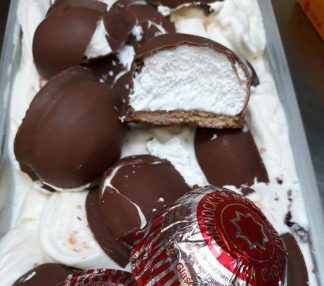 Tunnocks Tea Cake ice cream