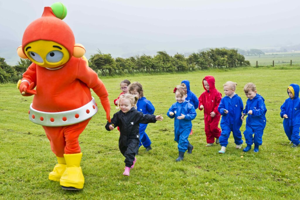 Primary pupils from Carradale and Drumlemble enjoyed an egg and spoon race with Ziggy during their joint sports day.