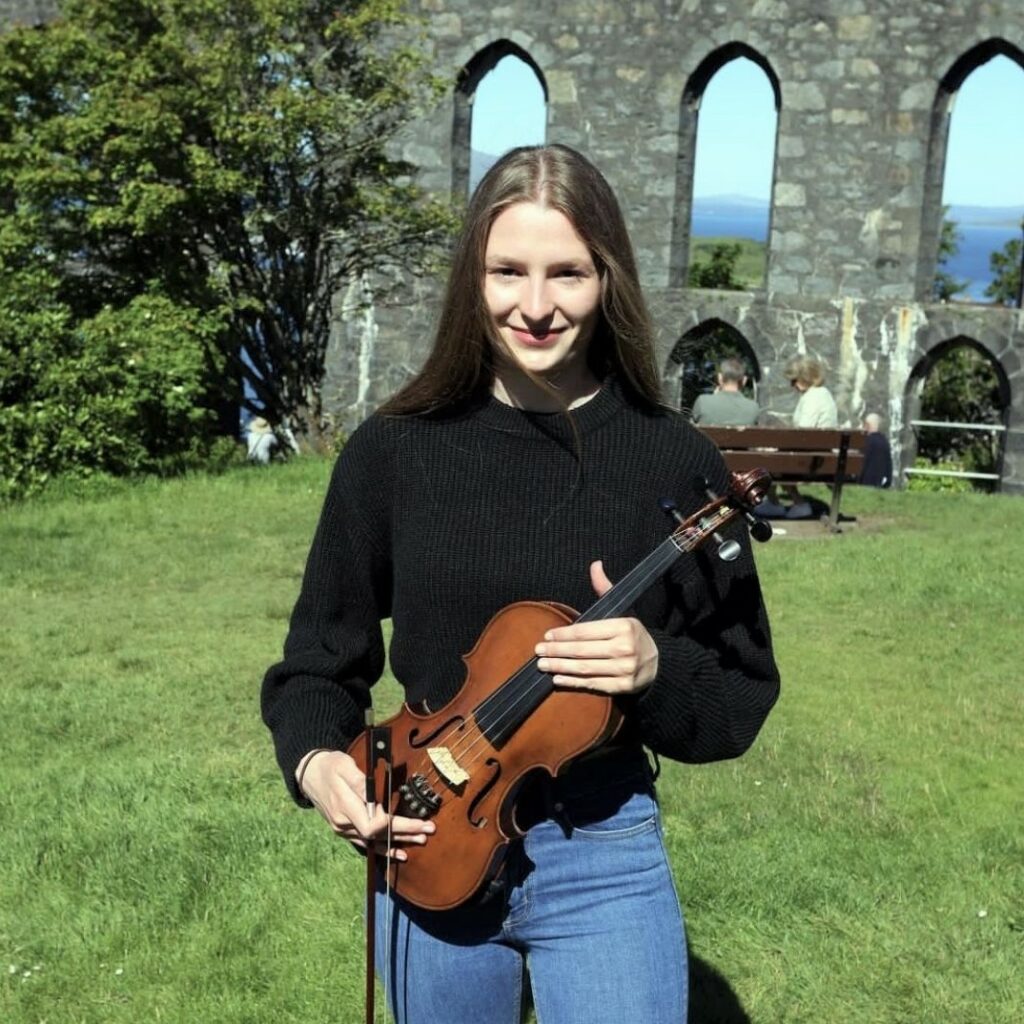 Tarbert teenager’s summer tour with Argyll Cèilidh Trail