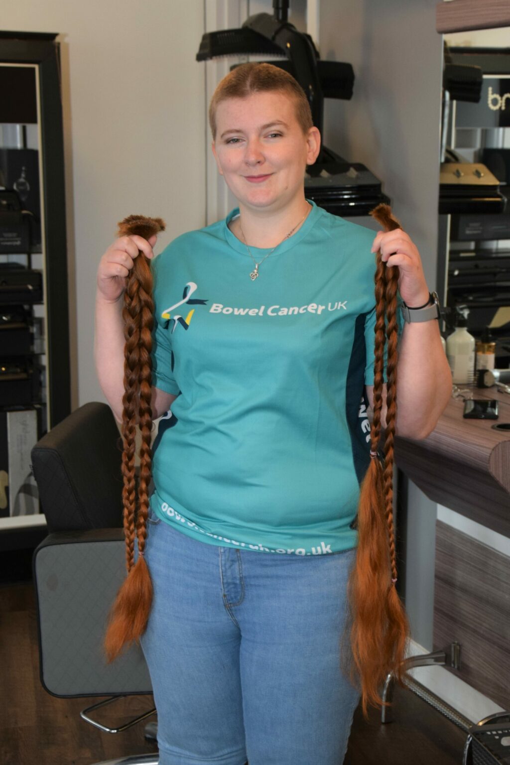 Miranda Gets Head Shaved To The Bone For Charity Campbeltown Courier 3416