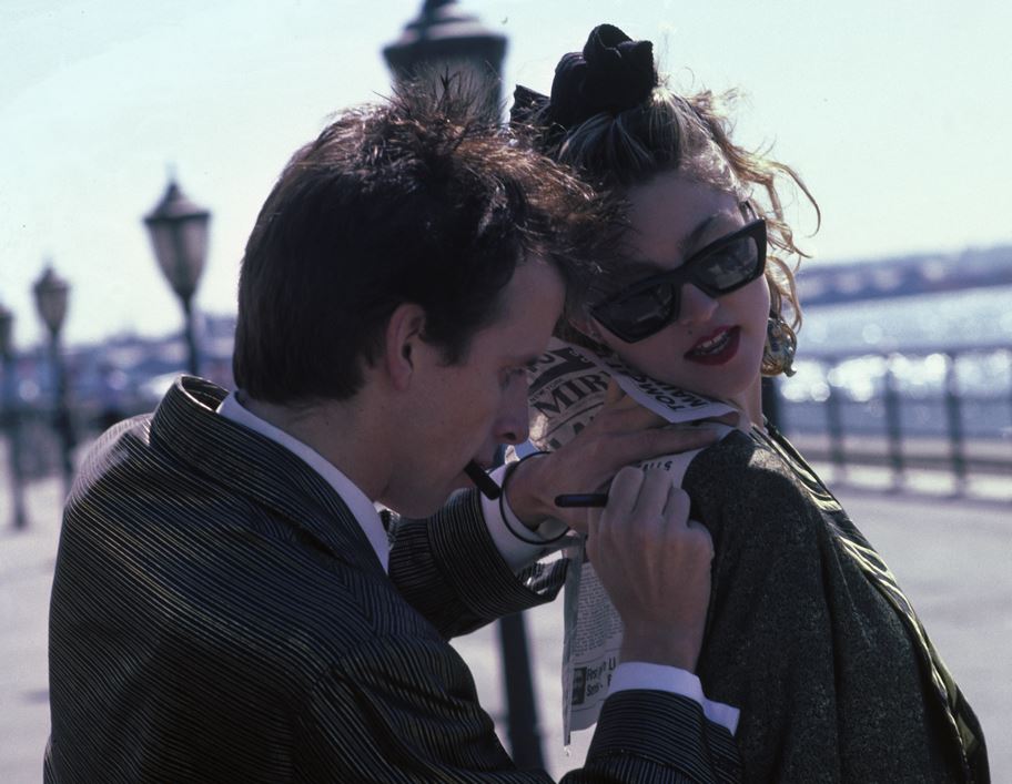 A scene from Desperately Seeking Susan DESPERATLEY SEEKING SUSAN 1985 ORION PICTURES CORPORATION. ALL RIGHTS RESERVED.