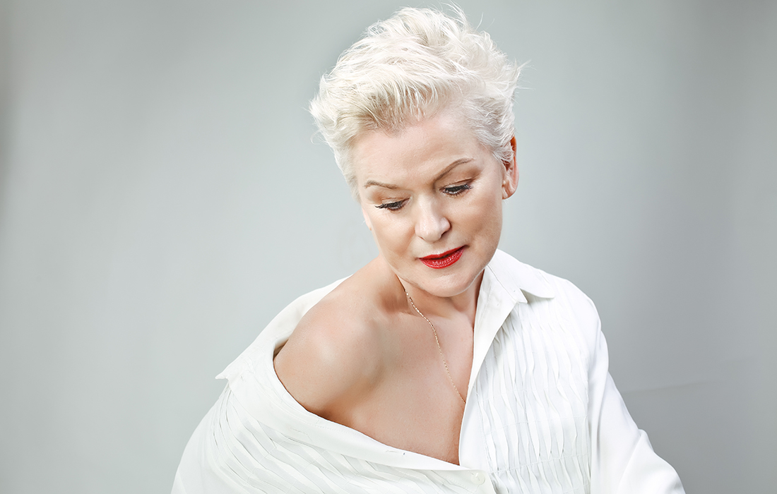 Mature lady, beautiful white hair Pic: Shutterstock