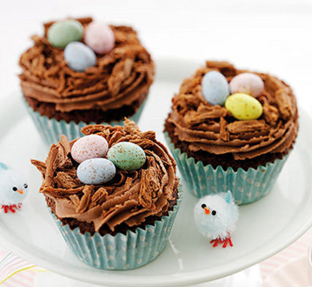 Easter nest cupcakes
