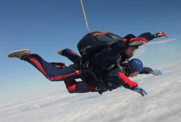 Mercy Baggs skydives at 90!