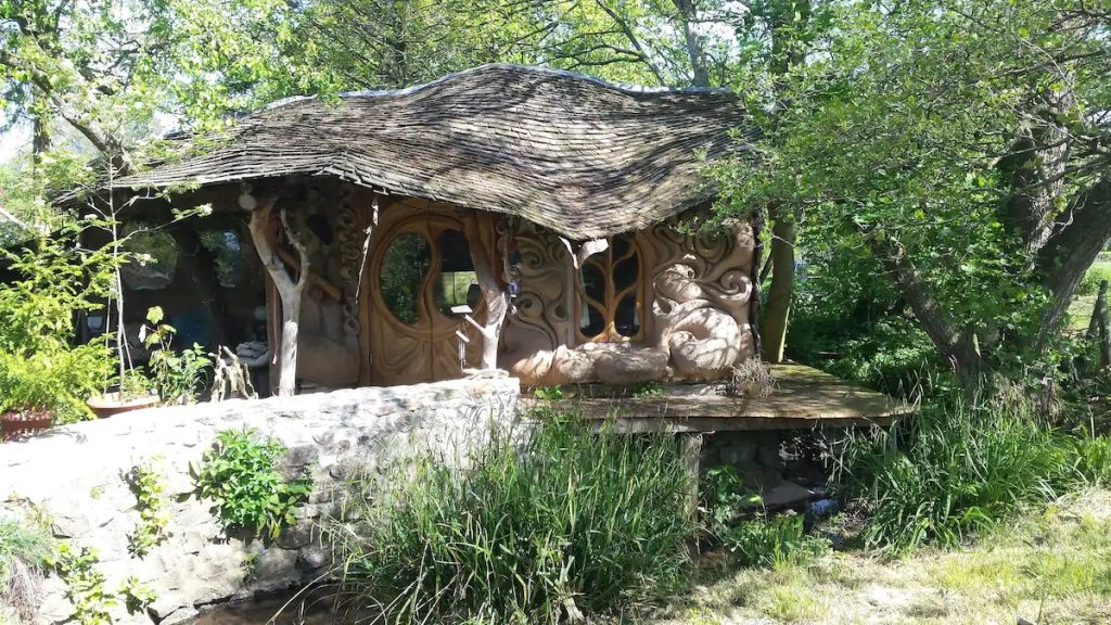 Hobbit House, Langford, England, Earth Home