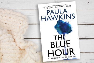 Front cover of The Blue Hour by Paula Hawkins