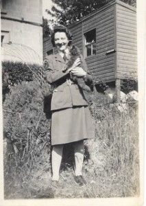 Catherine in uniform during the Second World War. NO F19 CatherineDrummond archive