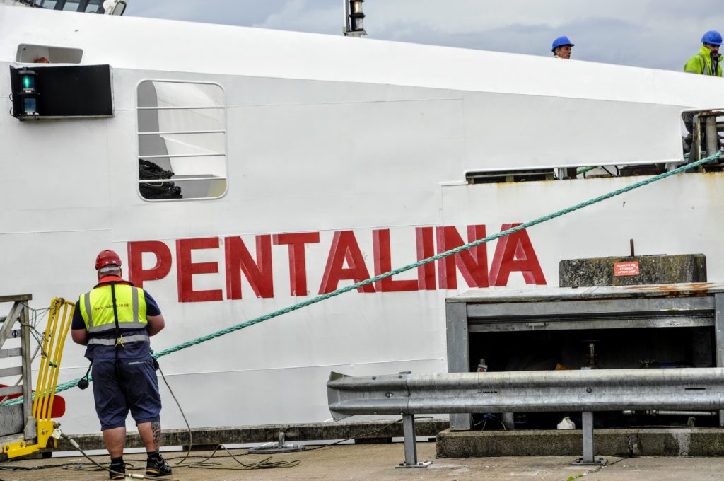 PIC SPECIAL: Oban's Hello To MV Pentalina - The Oban Times